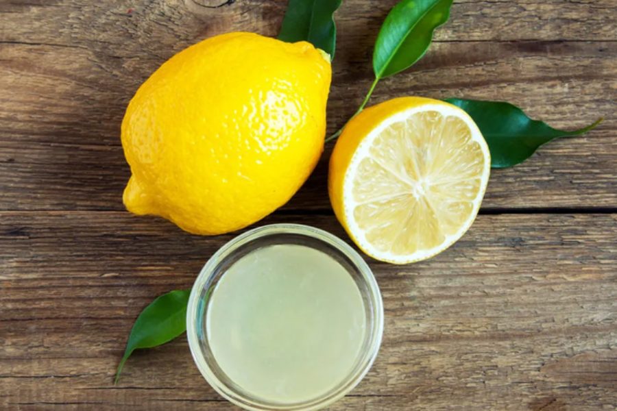 remove-dark-spots-lemon-juice